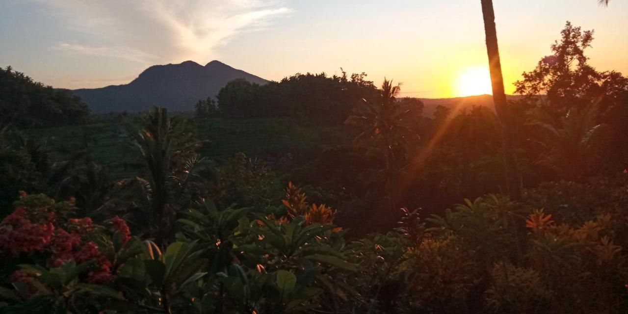 Pondok Lembah Dukuh Homestay Karangasem Buitenkant foto